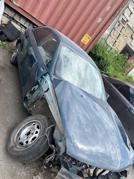 Мицубиши каризма на разбор