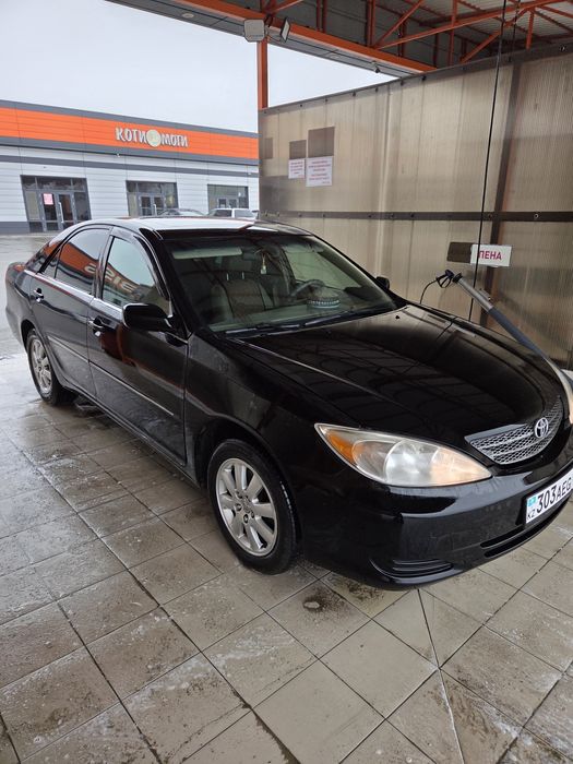 Toyota camry       .