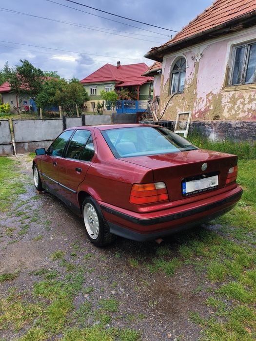 Vând BMW E36 Sedan