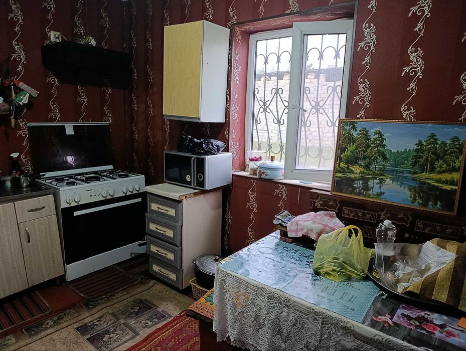 Дом 4 комнаты на участке 6 соток Кока-Кола