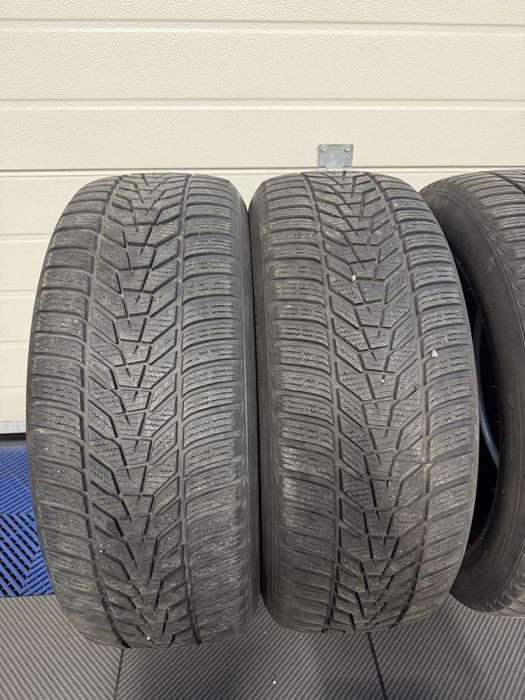 Зимни гуми 225/55/18 Hankook