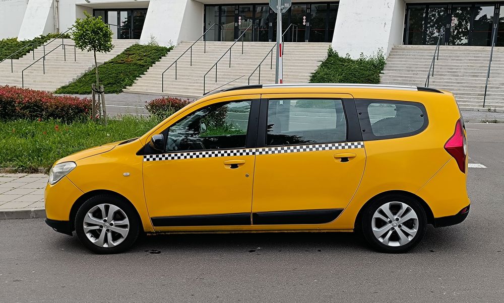 Дачия Лоджи Такси