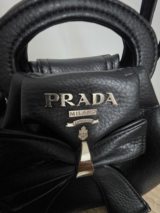 Geanta Prada cu fundita