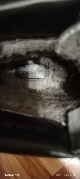 Продам ботинки мужские