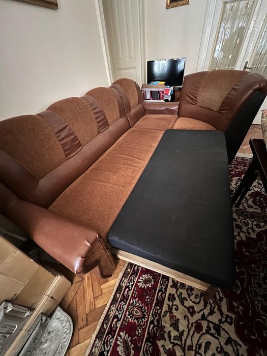 Vând ieftin piese de mobilier - canapele, biblioteca, dulap, birouri