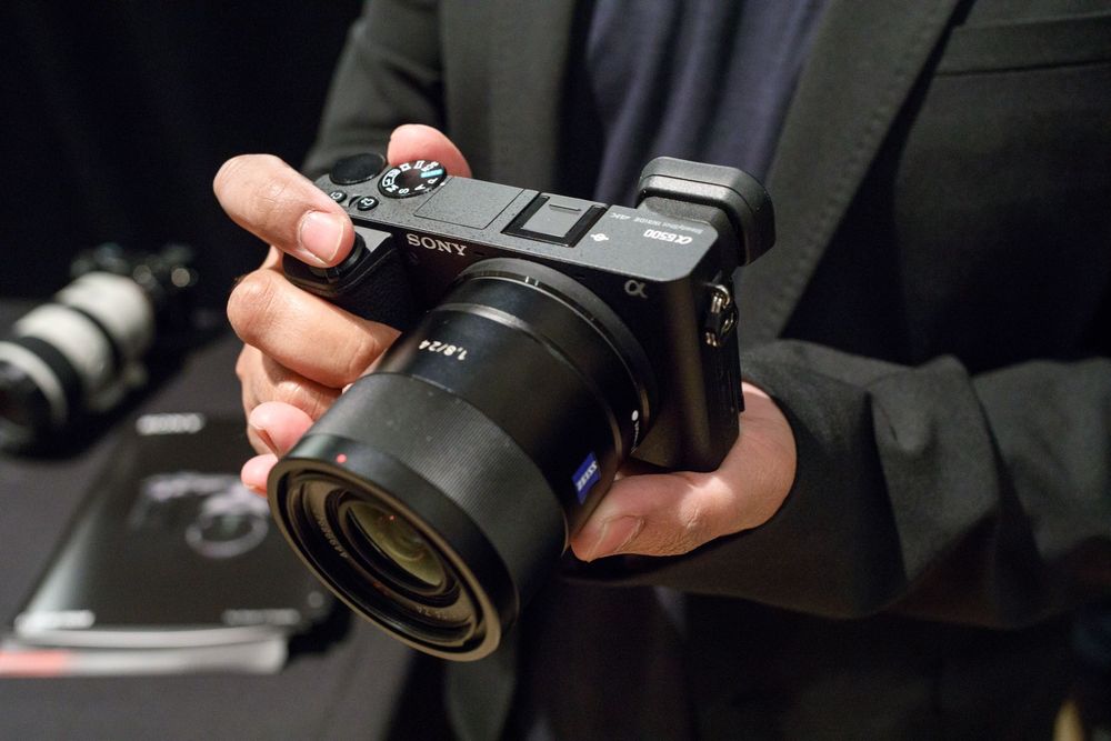 Продам фотоаппарат  sony 6500