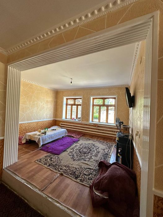 Srochno Uy sotiladi 6.3 sotx 5 x.ona. 69000dollarga