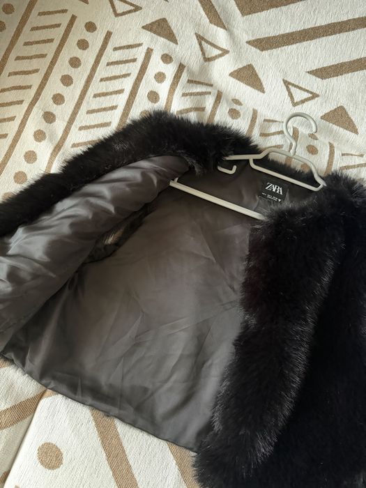 Продам жилет из эко меха