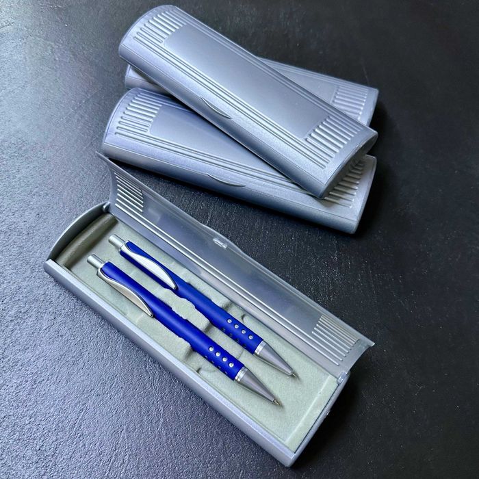 500 buc - Set pix si creion mecanic