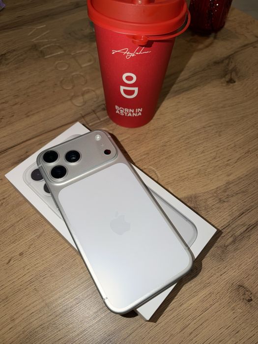 Iphone 17 pro max 512gb silver 100%