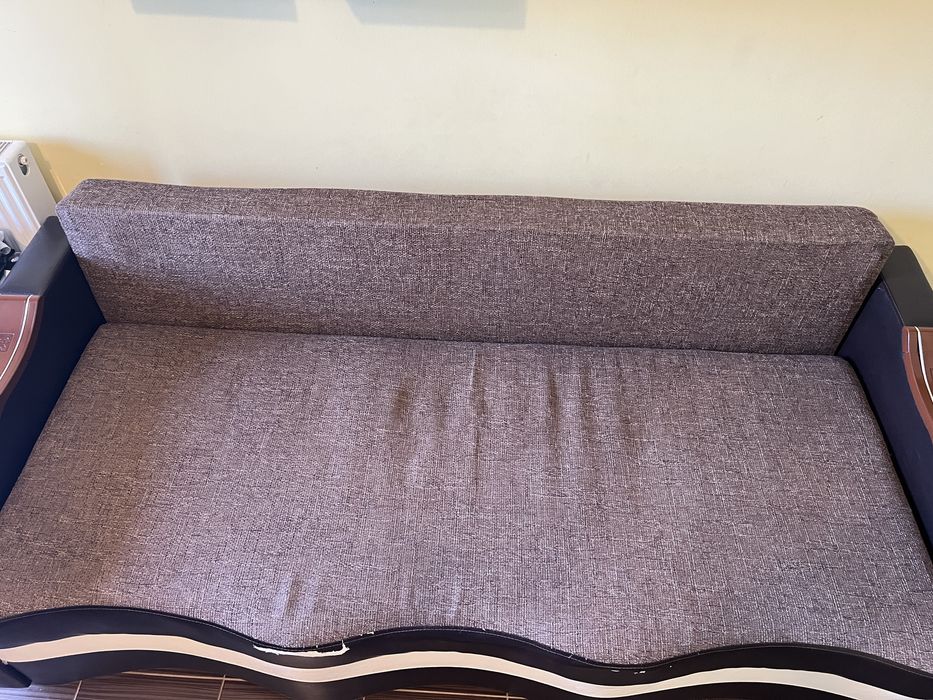 Curatare canapele, tapiterii auto, covoare, scaune