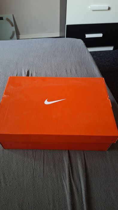 Adidasi Nike originali