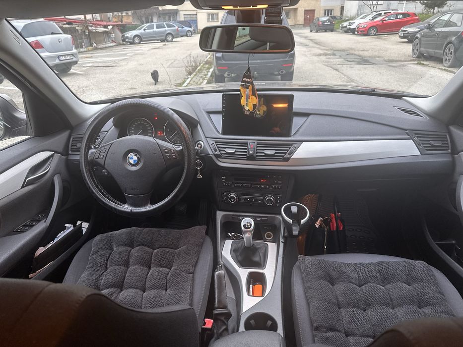 Bmw x1 se prezinta si merge impecabil!