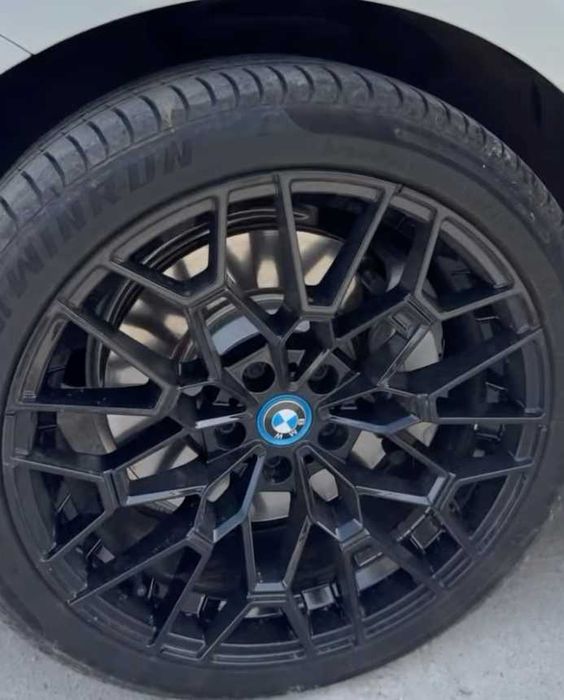 BMW i3 35L  2023г! Белый Жемчуг! 44 тыс км пробега! Чистая краска!