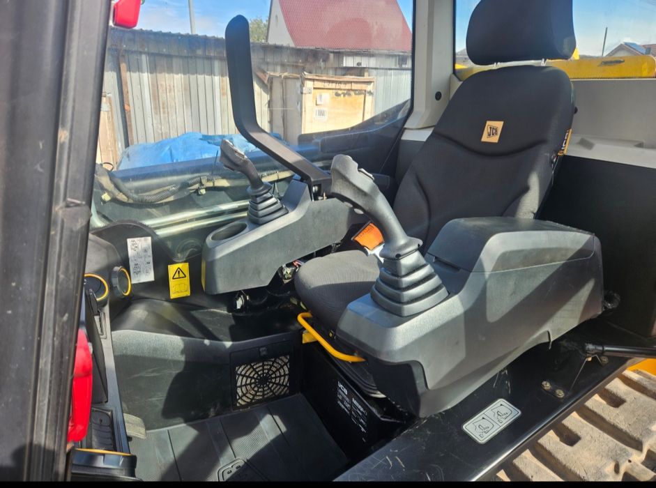 JCB Robot, 250T , mini încarcator ( bocat ) 5 tone, variante / schimb