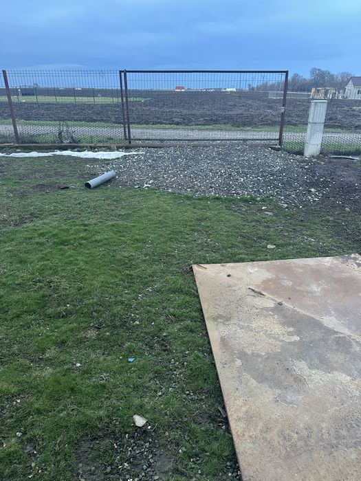 Casa la rosu Costinesti