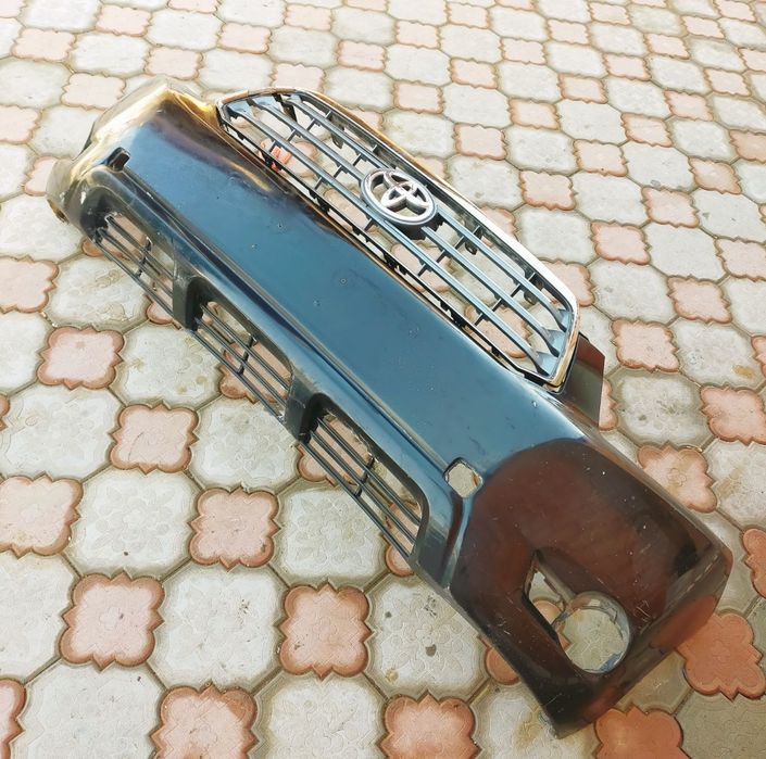 Бампер Хайлендер 2008 оригинал