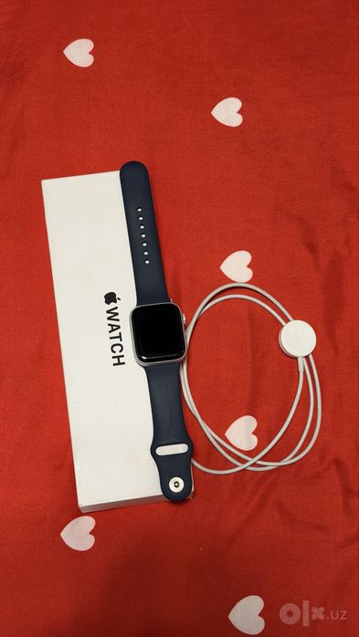 Apple  watch se 23