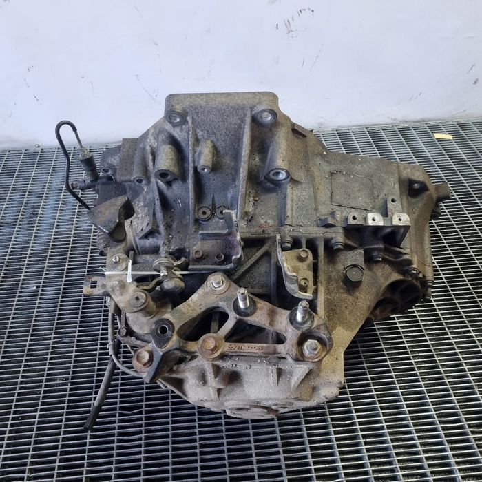 Cutie de viteze manuala Mazda CX - 7 2.2 Diesel - 173CP Manuala 6 Trepte R2AA ...