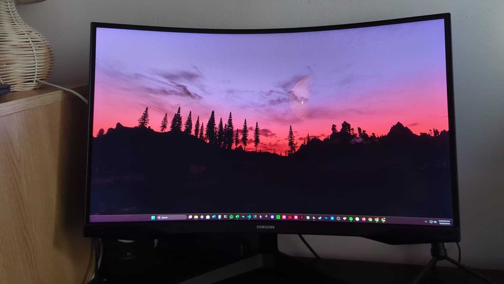 Monitor Samsung Odyssey G5 1440p Curbat (1ms, 144hz)