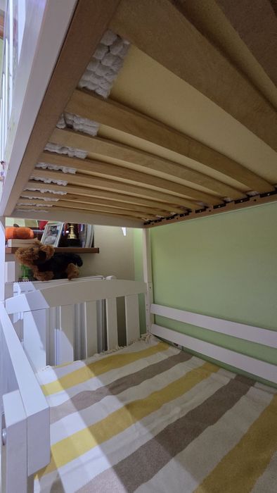 Детско двуетажно легло