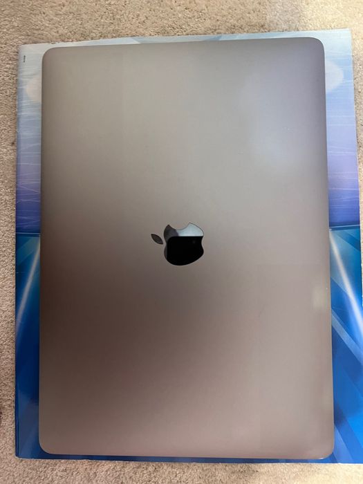 Macbook Pro 2020 Apple MacBook Pro 13-inch 2020 Four