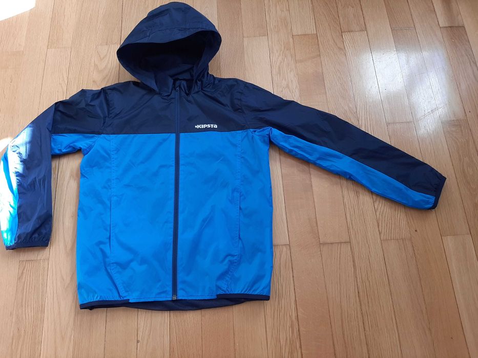 НОВ къс панталон H&M, нови блузки H&M и яке Kipsta за 12г. момче.