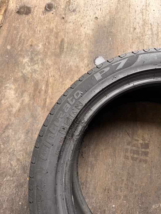 Продам новый комплект шин .