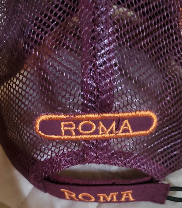 Нова фенска шапка на Roma