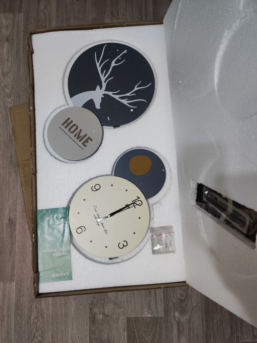 Часы настенные новые разные. Обмен