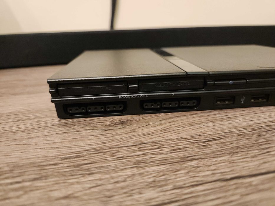 PlayStation 2 (PS2) Slim - Complet functional