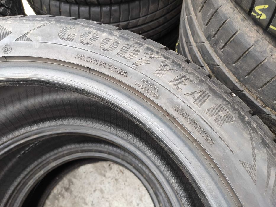 2бр Зимни гуми 275 45 21 - Goodyear DOT 2022