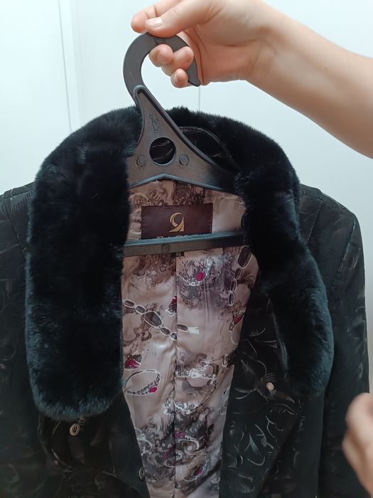 Продам осеннее пальто