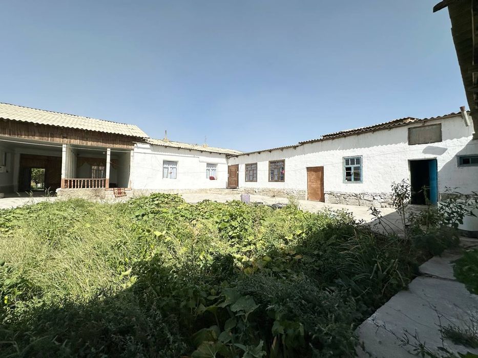 Uy sotiladi arzon narxda