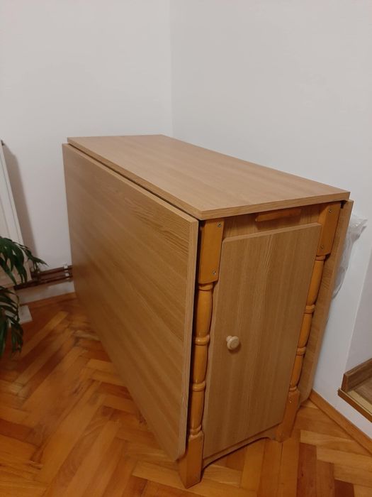 Masă extensibila din lemn masiv