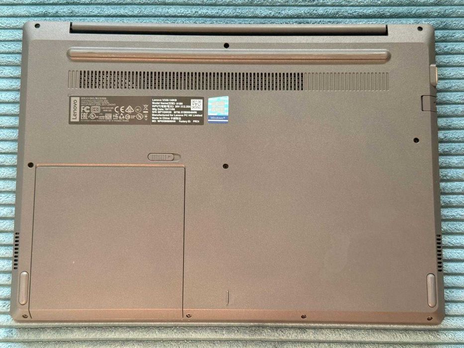 Laptop Lenovo V330-14IKB