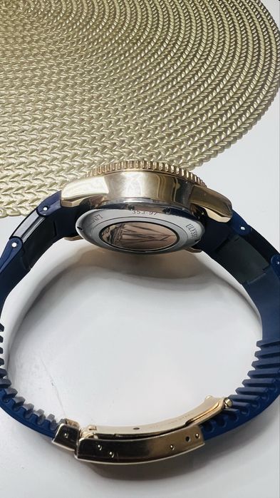 Часы новые улис нордин