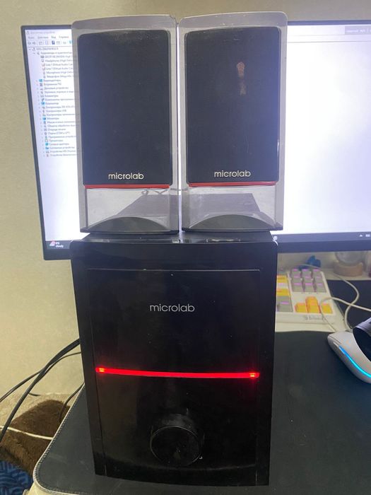 Колонки Microlab M-700 2.1, мощный бас