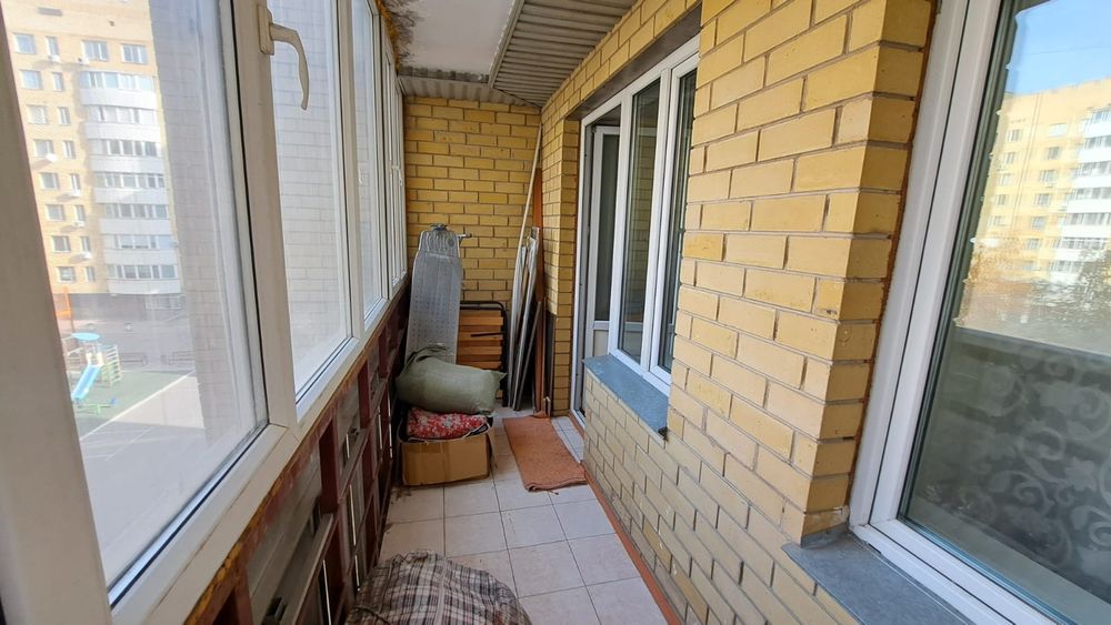 Продается 2 комн квартира