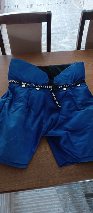 Хоккейная форма , амуниция...