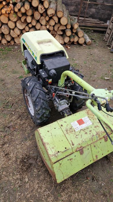 Motocultor Grillo diesel in 2 pistoane cu freza