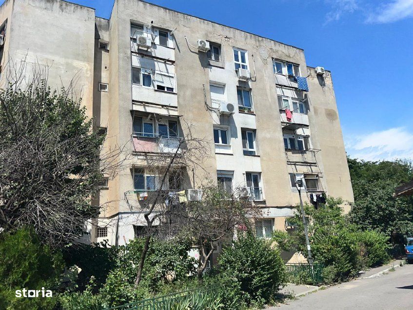 Bucuresti - Liniei, Garsoniera 27 mp - etaj 2