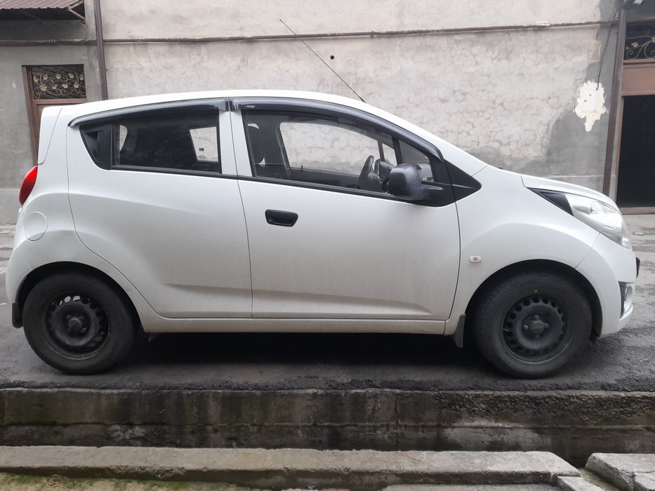 Арэда  спарк 2014