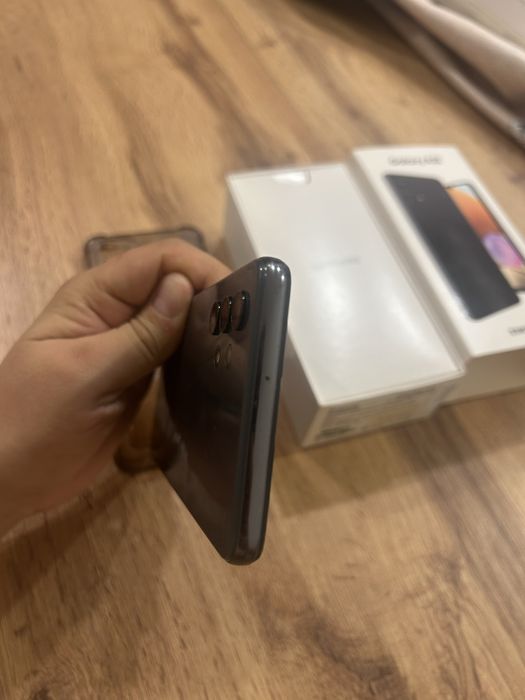 Продаётся Samsung Galaxy A32 (128 ГБ)