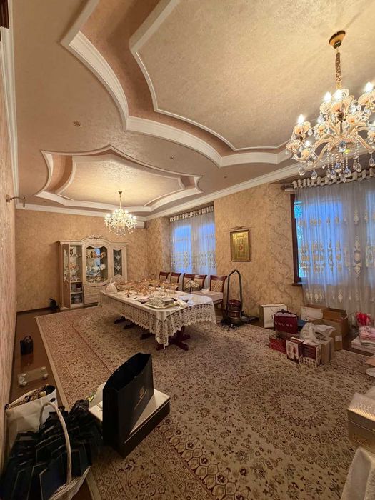 Охунбобоев Евро ремонт хонадон сотилади