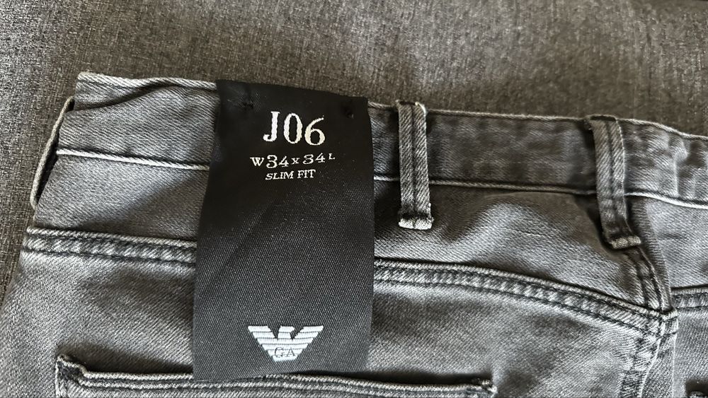 Оригинални дънки Emporio Armani slim fit