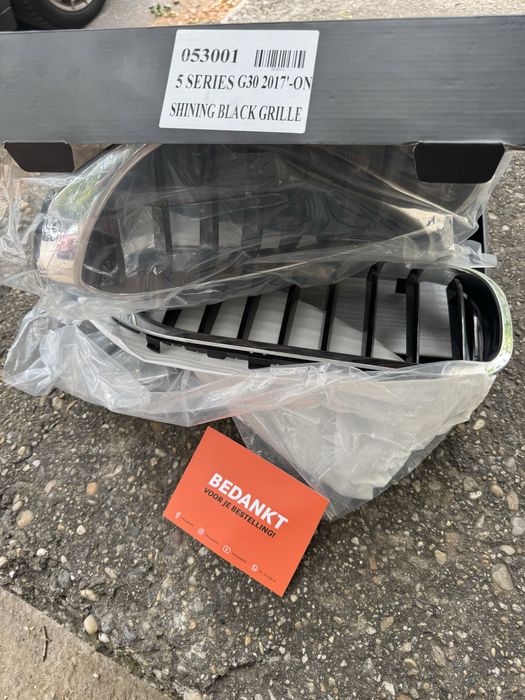 Set Grile BMW seria 5 G 30 M