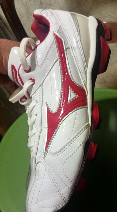 Мужские оригинальные бутсы Mizuno