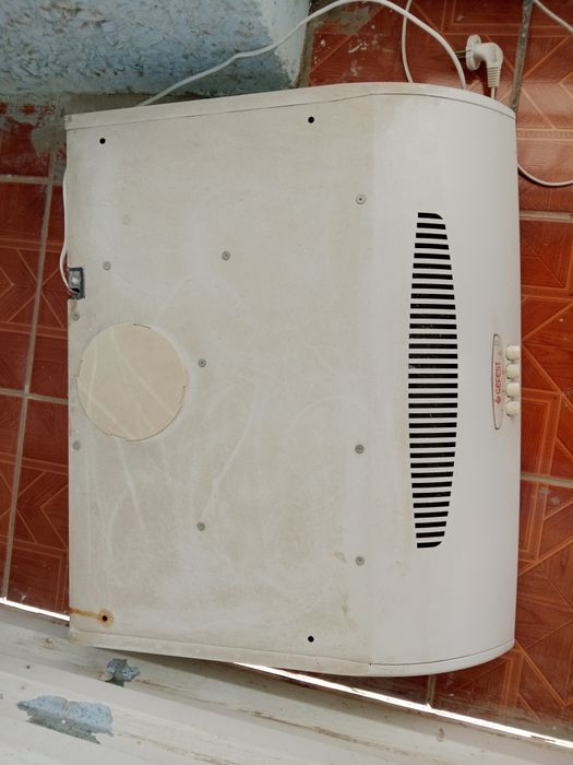 Лопата и электрический вытяжка