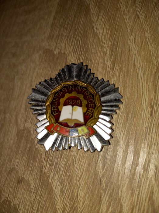 Insignă "Fruntaș în întrecere"-1978 - 20 lei